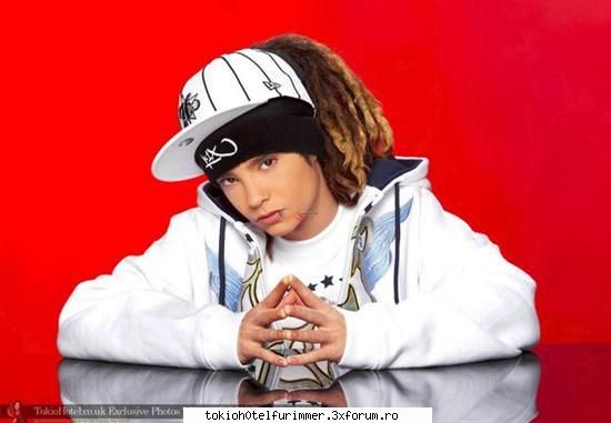:hi:  :hi:  here he is tom kaulitz